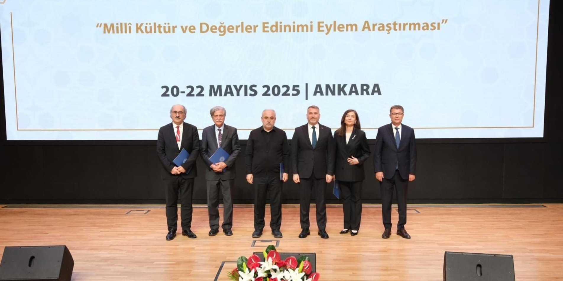TÜRKÇE VE DİL EĞİTİMİNDE İYİ UYGULAMALAR KONFERANSI BAŞLADI