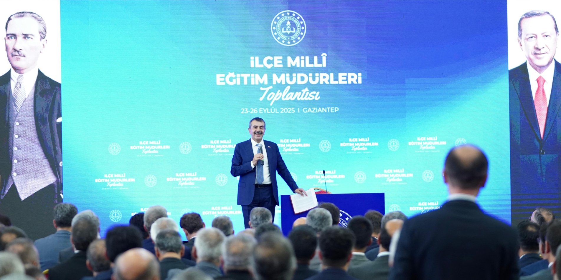 BAKAN TEKİN, GAZİANTEP'TE İLÇE MİLLÎ EĞİTİM MÜDÜRLERİ İLE BULUŞTU